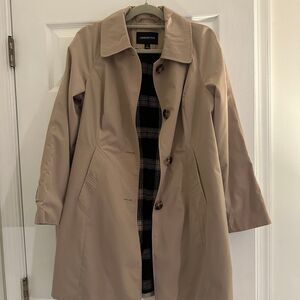 London Fog Water Resistant Rain Coat Single Breasted No Belt style Women small
